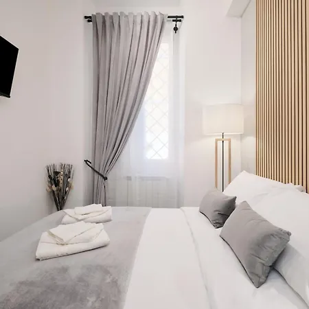 Modern 10 Min From Metro B Free Wifi